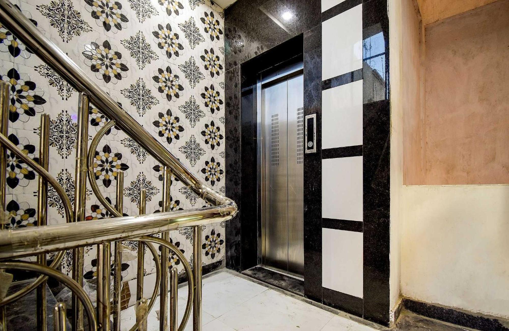 Oyo Flagship Mariyam Service Apartments Nagpur Extérieur photo
